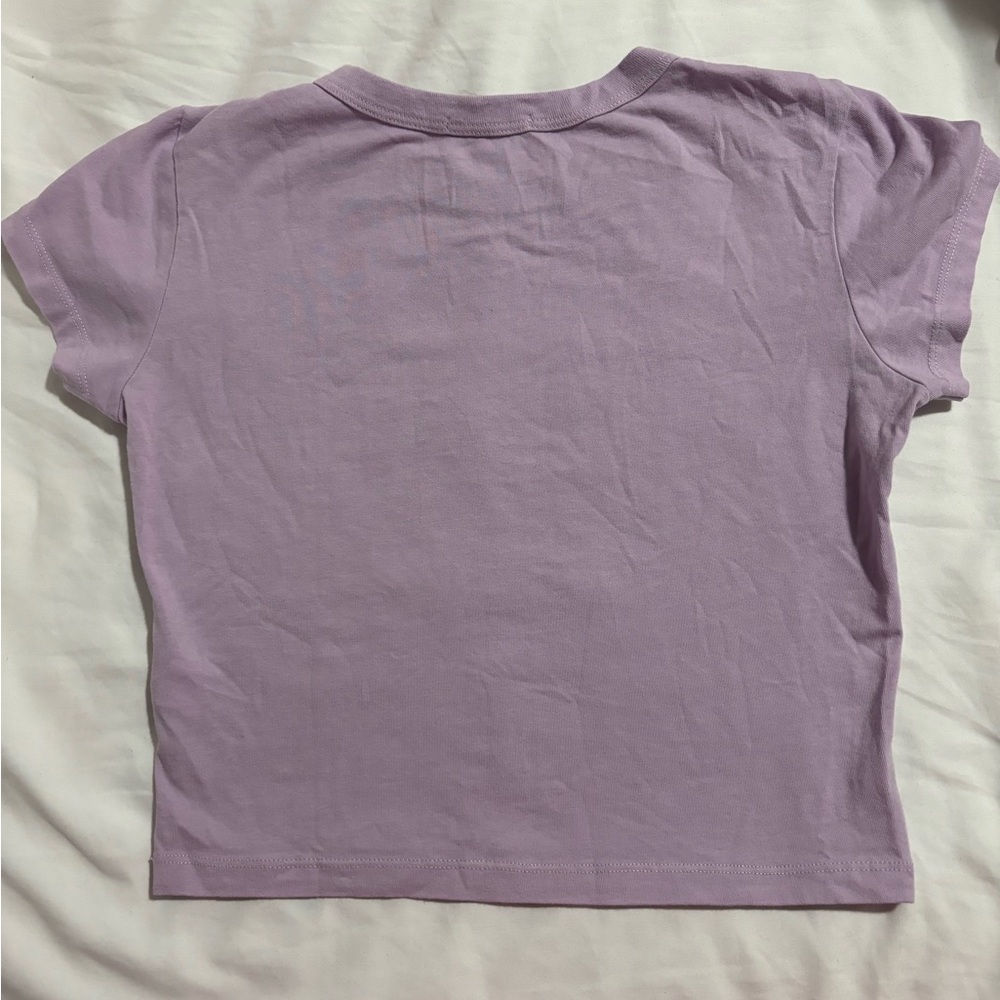 Brandy Melville tee - Picture 3 of 3